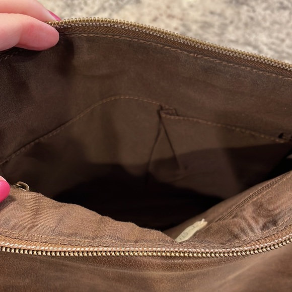 T-Shirt & Jeans brown faux leather purse. - Picture 5 of 7